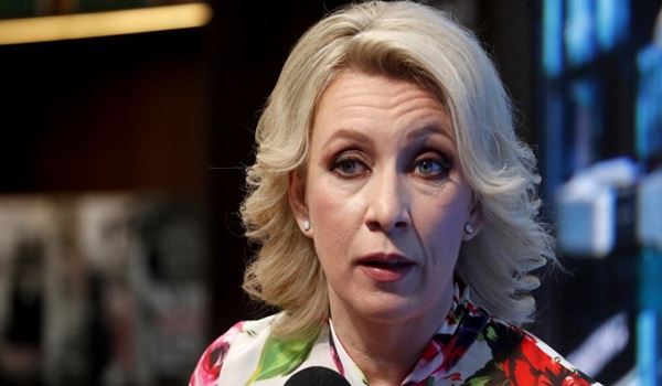 Režimski novinari udarili na Zaharovu