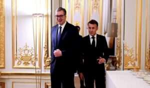 Vučić u Parizu