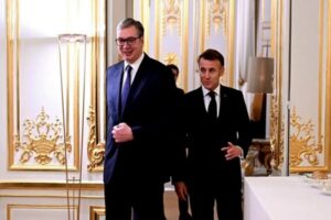 Vučić u Parizu