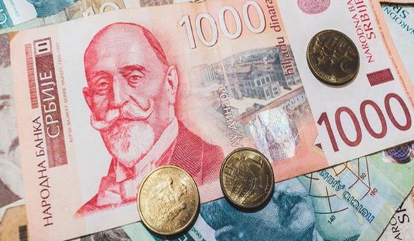 Pad vrednosti dinara u Srbiji